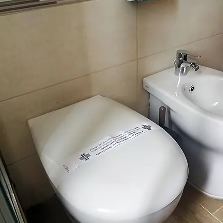 Lamezia Nicogia 住宿加早餐酒店 拉默齐亚泰尔默